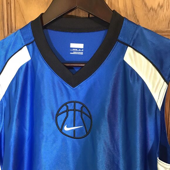 Nike Basketball Jersey Youth L (14-16) Blue & White Embroidered Logo Tank Top - Picture 2 of 9